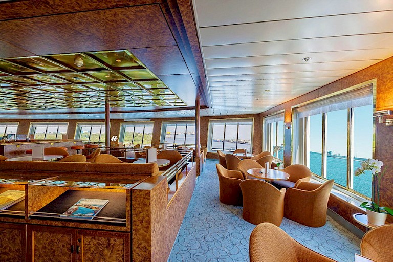 Obeservatie Lounge, Heritage Adventurer.