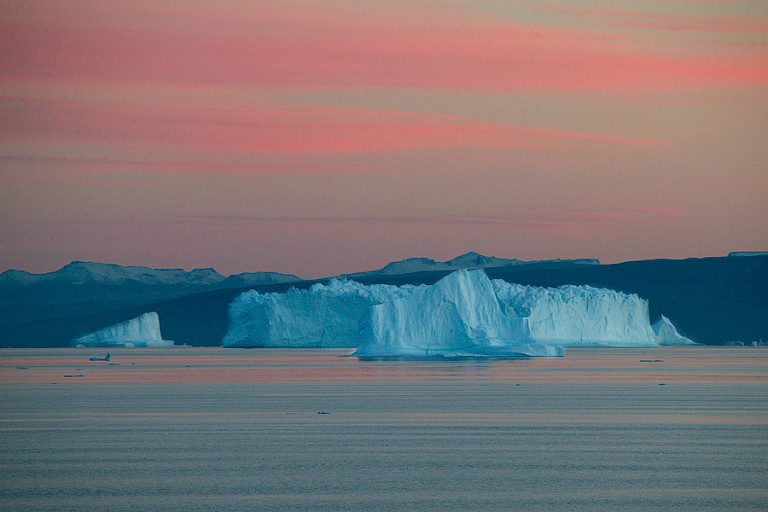 Zonsondergang zorgt voor prachtige kleuren.