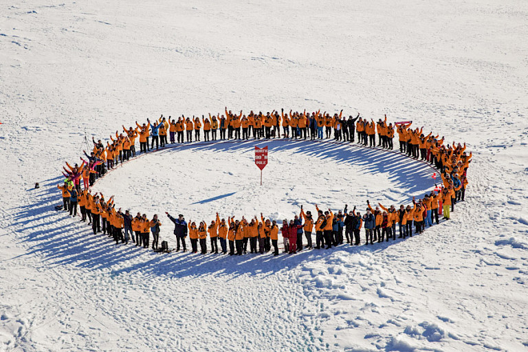 Op de Geografische Noordpool, 90° NB. Foto: Sam Crimmin.