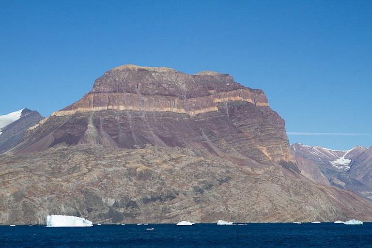 Berg met de onheilspellende naam Duivelskasteel.