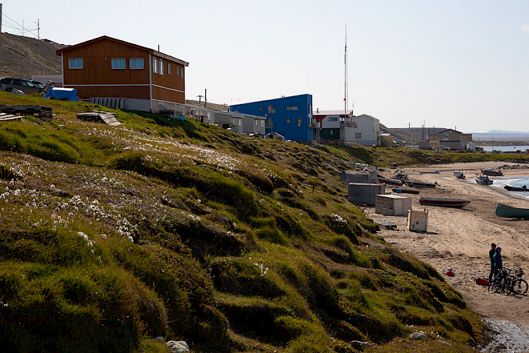 Het dorpje Mittimatilik (Pond Inlet).