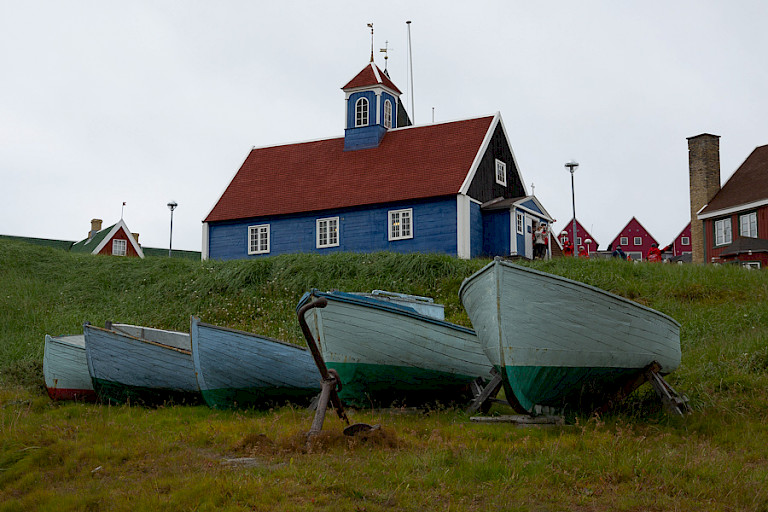 Houten kerkje in Sisimiut, Groenland.