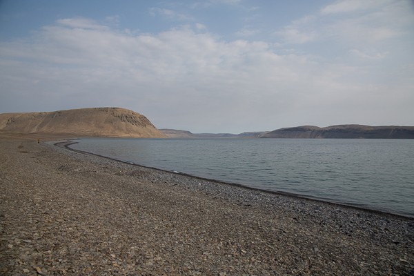 Wandeling langs het strand bij Radstock Bay.