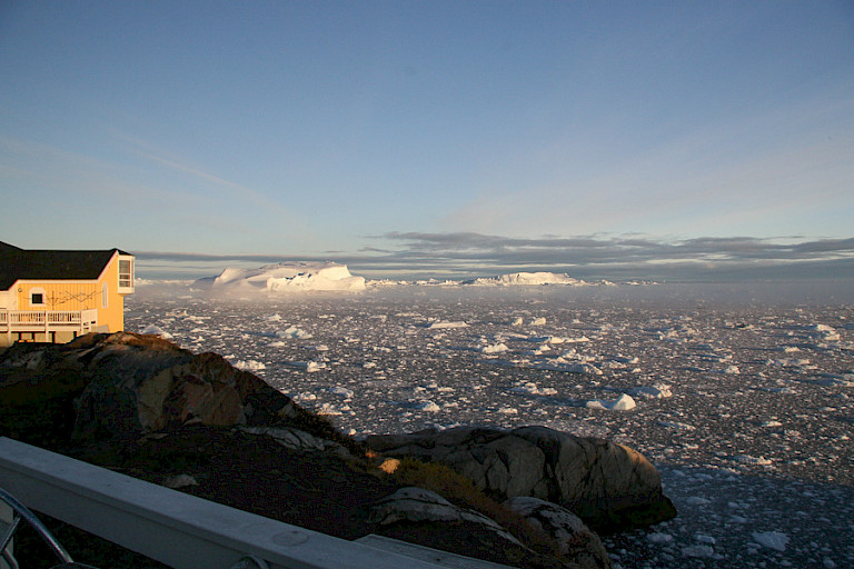 Uitzicht vanaf Ilulissat op de IJsfjord.