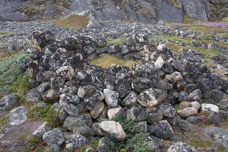 Overblijfselen uit de Thulecultuur bij Sisimiut, Groenland.