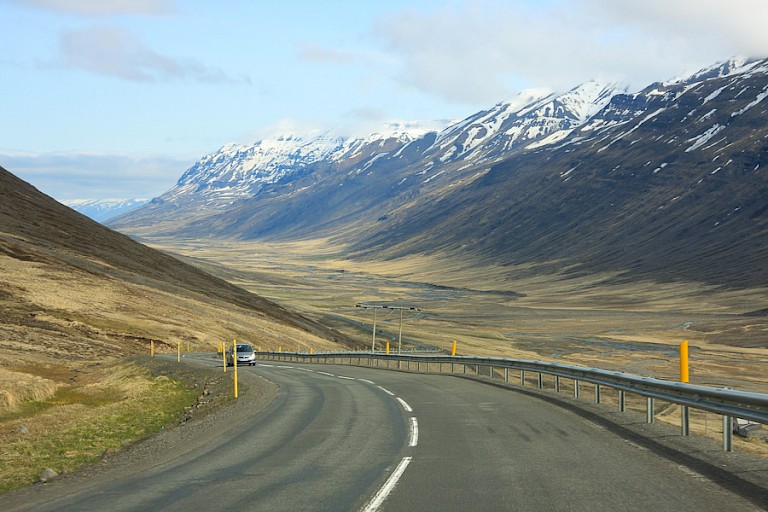 De hoofdweg 1 is goed berijdbare weg.