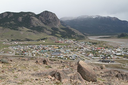 Uitzicht over El Chaltén. Reizen en reisformatie El Chaltén, Argentinië.